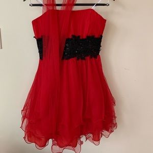 SUPER CUTE formal/cocktail dress